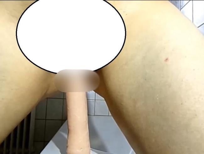 Dirty Sindy Porno Video: Dildo reiten 4